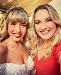 Amelia Bean's Instagram, Twitter & Facebook