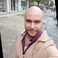 Carlos Ponton's Instagram, Twitter & Facebook