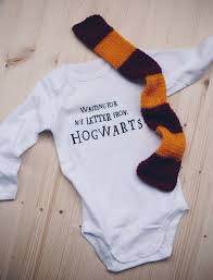 Nö sag mal, wieso willst du den gebrauchten stab nich einfach deinem bruder abkaufen? Diy Harry Potter Babybody Selbermachen Geschenkidee Fur Potterheads