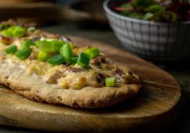 Ofenbrot Als Rahmfladen Wie Vom Mittelaltermarkt Oder Jahrmarkt Rezept Lebensmittel Essen Ofenbrot Fladen