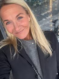 Säg hej till Shannon Clinton, min nya PA/koordinator! ✨ Idag är en speciell  dag. Inte bara gör jag min 11e idrottsgala (av 22). Dessutom gör Shannon  Clinton sin första dag på jobbet