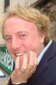 Robert Huntington's Instagram, Twitter & Facebook