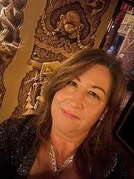 Kara Delong's Instagram, Twitter & Facebook