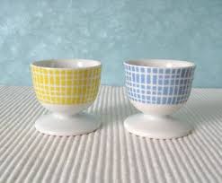 Eierbecher Zweierlei In Blau Und Gelb Kariert Dual Eggcup In Blue And Yellow Checkered By Sweet Virginia Via Dawanda Com Eierbecher Blau Dekor