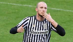 * senior club appearances and goals counted for the domestic league only and correct as of 22:04, 15 may 2021 (utc). Krmentsik Einai O Anti Prigiobits Poy Epsaxne O Paok