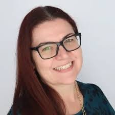 Stephanie Mcdermott's Instagram, Twitter & Facebook