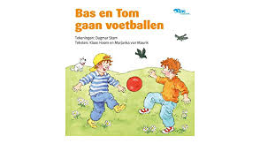 Of je nu op zoek bent naar een derbystar of een klassieke adidas voetbal, je vindt het bij daka. Amazon Com Bas En Tom Gaan Voetballen Dutch Edition 9789461201782 Stam Dagmar Books