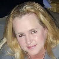 Elaine Barfield's Instagram, Twitter & Facebook