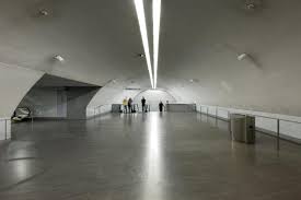 Galeria De Metro De Porto Eduardo Souto De Moura 12 Interior Architecture Design Porto Architecture