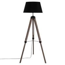 Il est livré dans une boîte renforcée et matelassée pour une protection de 100 %. Lampadaire Trepied Runo Pieds Bois Hauteur 145cm Lampadaire Luminaire Interieur Luminaire Decoration Interieur
