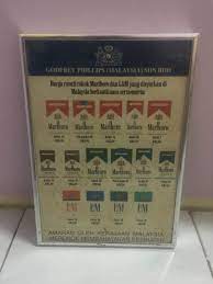 Syarikat rokok british american tobacco malaysia akan menaikkan kesemua harga rokok di bawah jenamanya berkuatkuasa rabu. Iklan Harga Rokok Antiques Vintage Collectibles On Carousell