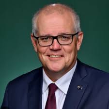 Alison Izzo (@Ali_Izzo)