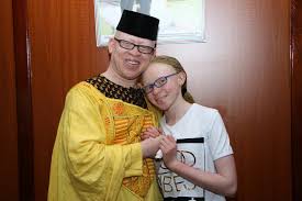 Senate speaker's panel member, writer, interlocutor, a believer in changing kenya for the better. You Re Just A Leech Kaa Kando Kenyans Blast Senator Isaac Mwaura Ask Him To Keep Of Goldalyn Kakuya