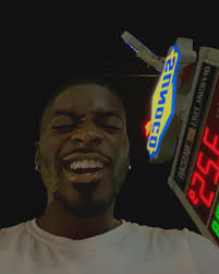 The Butch King 👑 (@sweeetsings) • Instagram photos and videos