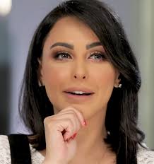 Dana لديه 8 وظيفة مدرجة على ملفهم الشخصي. Mais Hamdan Wikipedia