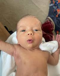 Alllllll the hugs💞 #NoLongerNickless 📸: @zoejanestudios @averytroxelphoto