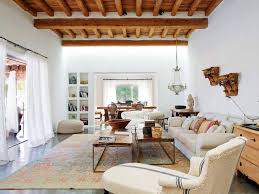 Une Maison Hommage A Ibiza Planete Deco A Homes World Deco Espagne Maison Decoration Maison Hippie