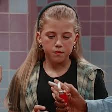 Fuller House character Stephanie Tanner comes out..(Full information in the  comment 👇👇👇 ).