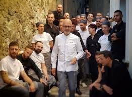 Perfect from the aperitif onwards, la filiale is a young, informal meeting place where starting out the evening enjoying a mythical pizza a libretto accompanied by a. 5 Questions With Franco Pepe About The Best Pizza In The World