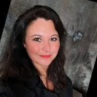 Denise Starke's Instagram, Twitter & Facebook