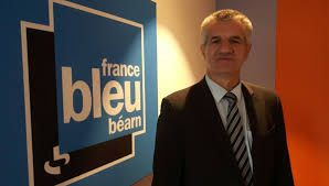 René malleville n'est pas au top de sa forme. Videos Jean Lassalle Fait Le Bilan De L Annee 2017 Et Repond Aux Accusations De Harcelement