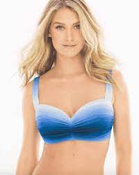 Pin Op Bikinis