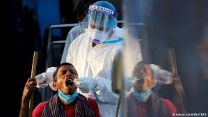 India can develop its own vaccines but it will be late. Coronavirus Digest India Reports Over 200 000 New Cases News Dw 15 04 2021