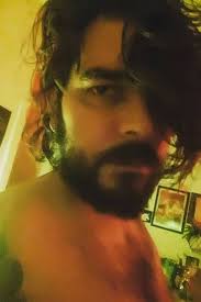 Conhecido por criar a personagem katylene, um drag queen, daniel foi um dos pioneiros na criação. Gyip7me5jkbqum