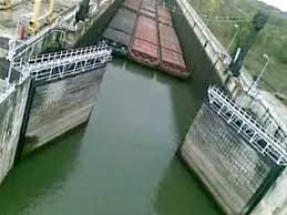 Hidrocentrala porțile de fier i istoric și turistic. Portile De Fier 2 Ecluza Youtube