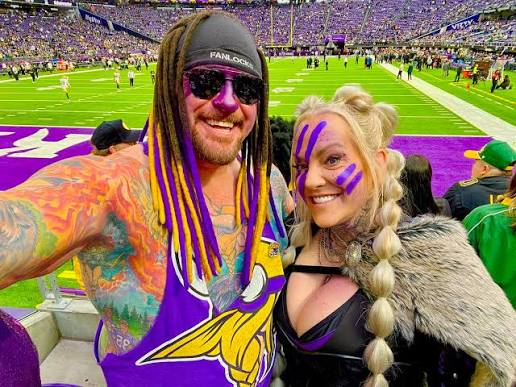 Vikings lead 13-3 at U.S. Bank Stadium