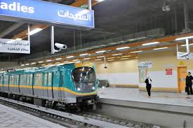 بعد خسائر 535 ألف دولار شهريا مصر ترفع أسعار تذاكر مترو الأنفاق اندبندنت عربية