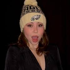 THRILLED to announce i'll be performing the national anthem at THIS  SUNDAY'S Philadelphia Eagles home game versus Pittsburgh Steelers🦅🦅🦅 so  incredibly grateful for this beautiful opportunity to sing for my home  team!!!