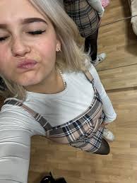 why don't any older men like my post? 🥹