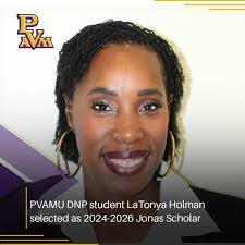 Ann Wellens's Instagram, Twitter & Facebook