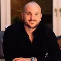 100+ Profile mit dem Suchbegriff „Haegele“