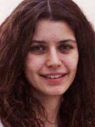 Beren saat, bir süre önce özel bir hastanede estetik operasyon yaptırdı ve göğüslerine silikon taktırdı. Burun Estetigi Yaptiran Unluler Arasinda One Cikan 14 Isim Genc Kalanlar
