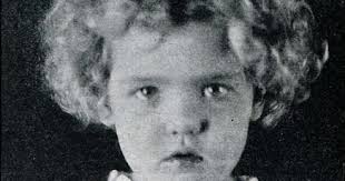 Curtains: Richard Headrick: The Little Minister