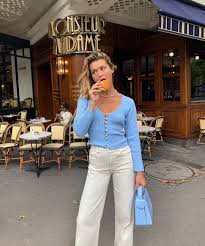 Looking For French Style Influencers To Follow On Instagram These Twenty Five Instagram Accounts Will In Parisian Chic Style French Women Style Parisian Style