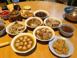The bkt soup had a strong herbal flavor, but it lacked depth, like a fresh. Bak Kut Teh Delicious Picture Of Yu Kee Bak Kut Teh Kota Kinabalu Tripadvisor