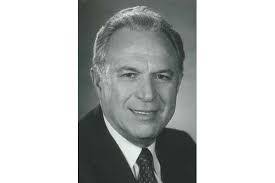 Michael Kender's Instagram, Twitter & Facebook