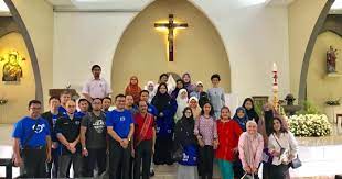 Visit our site for mass schedules, confessions, adoration, sacraments, faith formation st. Muslims Visit Church And Temples To Show Solidarity The Star