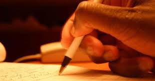 Kalau kamu salah satunya, yuk simak kumpulan puisi tentang cinta dalam diam pilihan popbela yang satu ini. 20 Puisi Islami Romantis Tentang Cinta Dalam Doa Belajar Puisi Dan Pantun