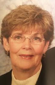 Dee Milam's Instagram, Twitter & Facebook