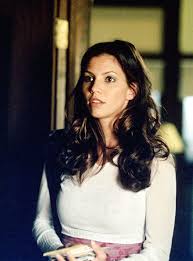 Charisma carpenter is the actress who portrayed cordelia chase in buffy the vampire slayer and angel, where she also portrays jasmine. Sonmjkqzcs8zum