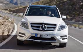 Mercedes Benz Set To Bring Four Cylinder Diesel Powered Crossover To U S Digital Trends Mercedes Glk Mercedes Glk 350 Mercedes Benz Diesel