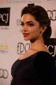 Deepika Padukone Height Weight Age Affairs More Starsunfolded Deepika Padukone Hair Deepika Padukone Style Beautiful Bollywood Actress