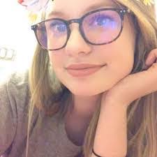 Daisy Blanton's Instagram, Twitter & Facebook