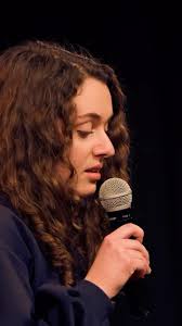 Il y a quelques semaines, la fabuleuse artiste plasticienne @evi_keller_  nous ouvrait les portes de son studio. Nous avons eu la chance d'explorer  le lieu où son art prend vie, en compagnie