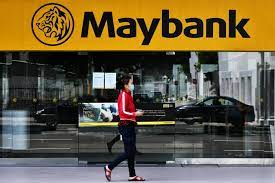 A fresh graduate of computer engineering pursuing a career as a software developer to ensure that system software functions efficiently. Maybank Singapore To Offer 100 Traineeships To Fresh Grads Mid Career Workers Banking News Top Stories The Straits Times