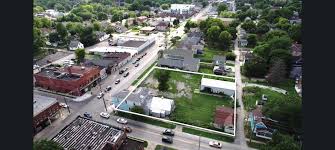 Homes for Sale Between $381851-$763702